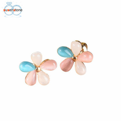 SUSENSTONE Fashion Elegant Women Silver Plated Flower Crystal Rhinestone Ear Stud Earrings