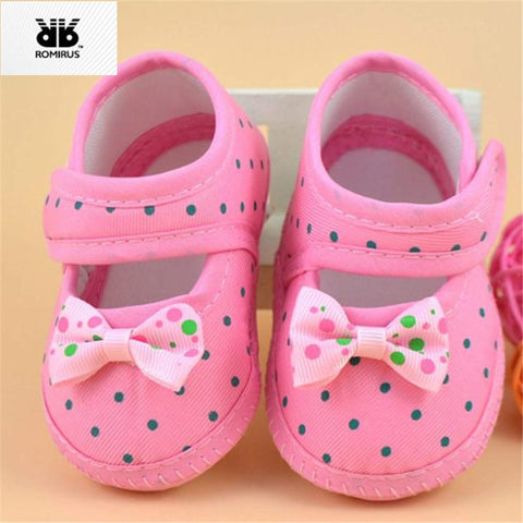 New Baby Shoes Sneakers Sapato Bebe Infantis Girls Boy Moccasins Crib Shoes First Walkers Babies Soft Soled Booties for Newborn